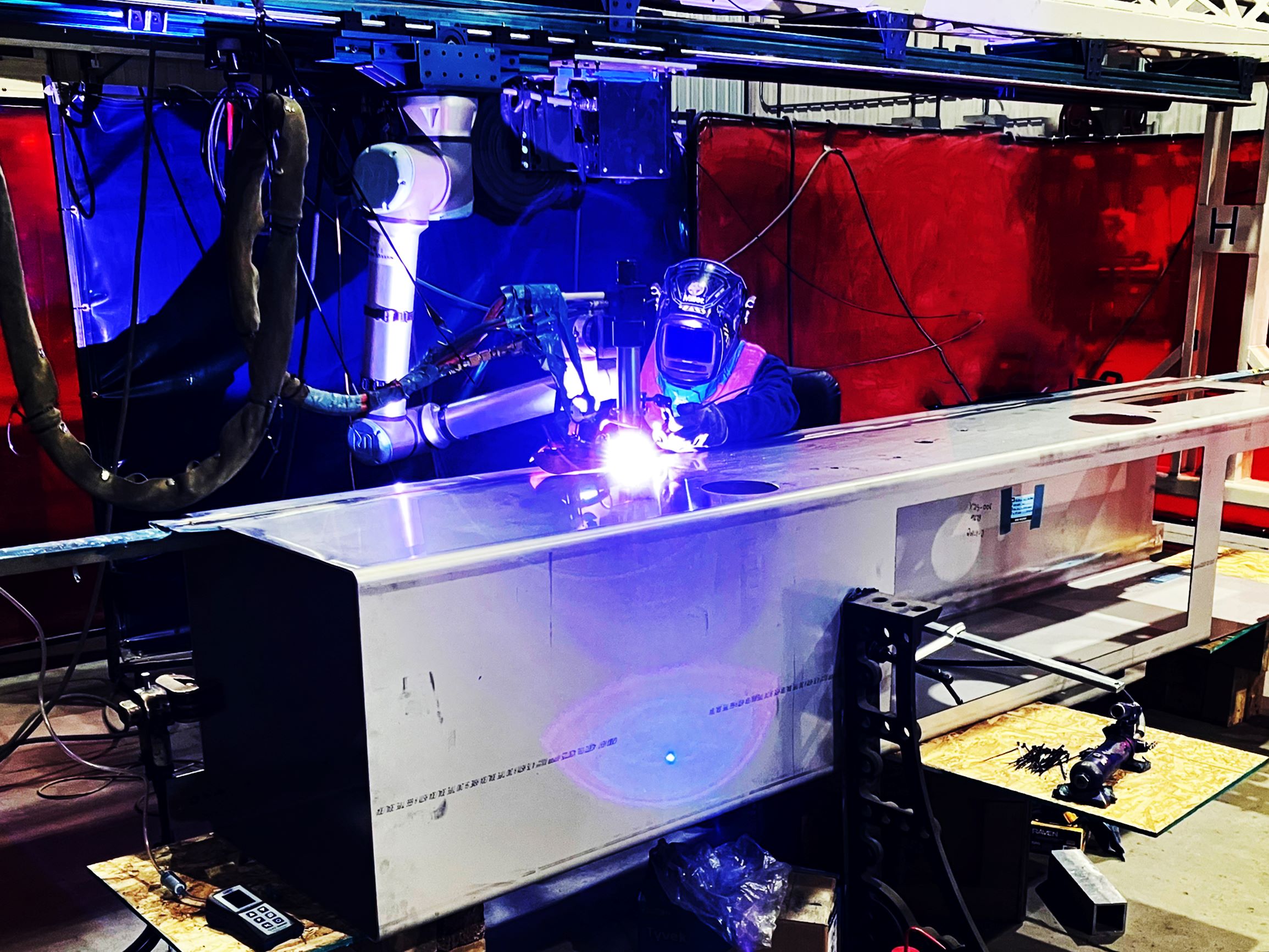 Glovebox fabrication underway for SRS pit production mission - SRS