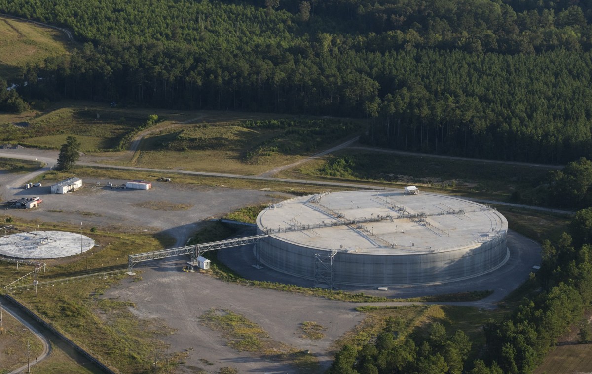 The Savannah River Site (SRS) will begin a leak tightness test on the fifth mega-volume saltstone disposal unit (SDU) constructed at SRS. This leak tightness test will qualify the newly constructed SDU 10 for use, verifying it is safe to store up to 33 million gallons of solidified, decontaminated salt solution produced at SRS.