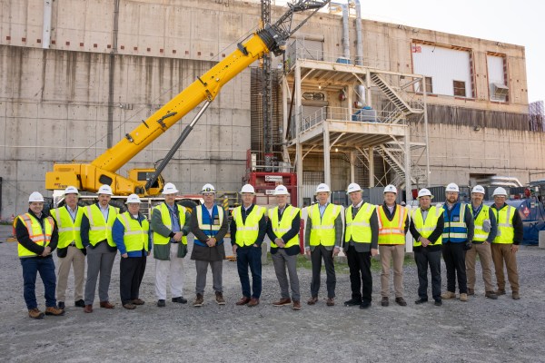 Under Secretary for Nuclear Security and NNSA Administrator Brandon Williams viewed progress at the Savannah River Plutonium Processing Facility (SRPPF) with senior federal and contract leadership.